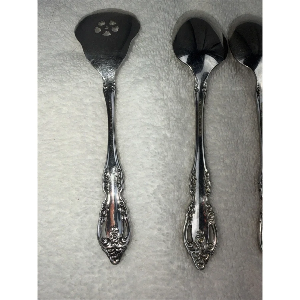 Oneida Community Stainless BRAHMS 4 Pieces Miscellaneous Lot Of Items Spoon Fork